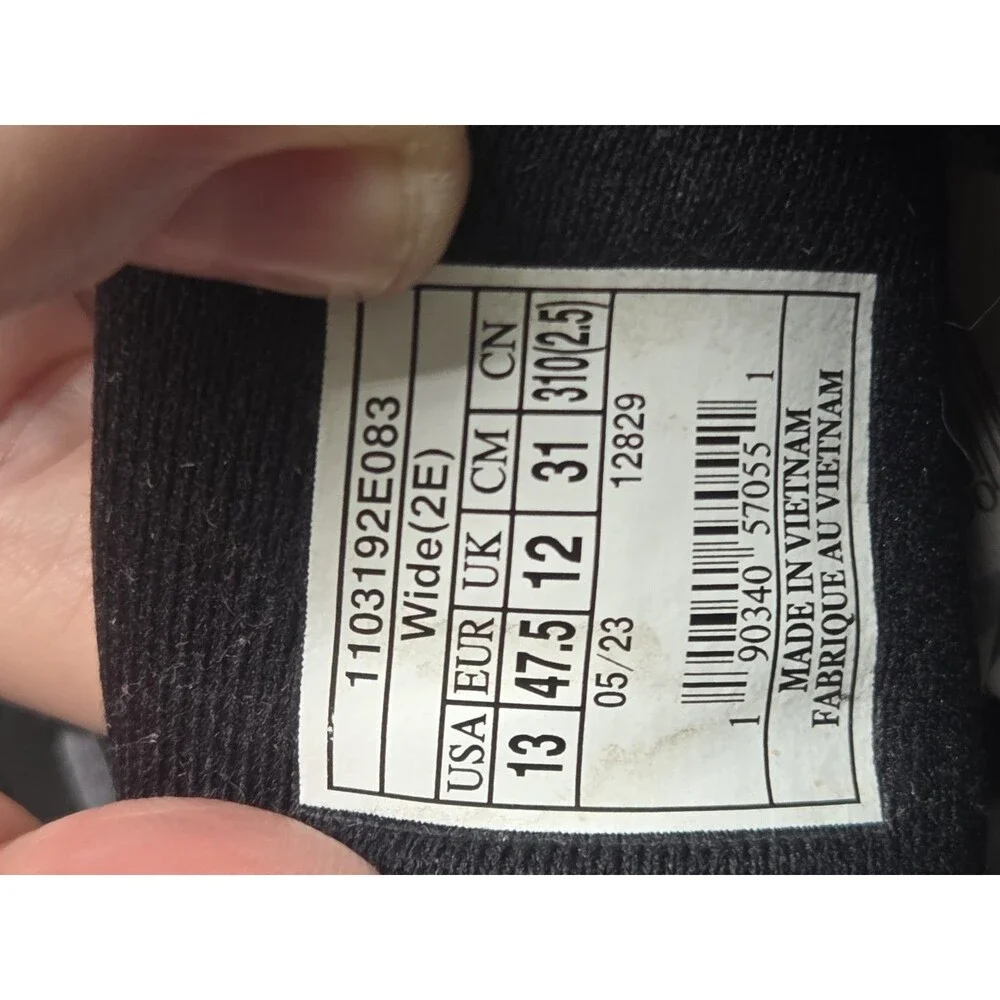 Size 13 - Brooks Addiction 2 Walker Black Mens 13 2E Wide Black Gray